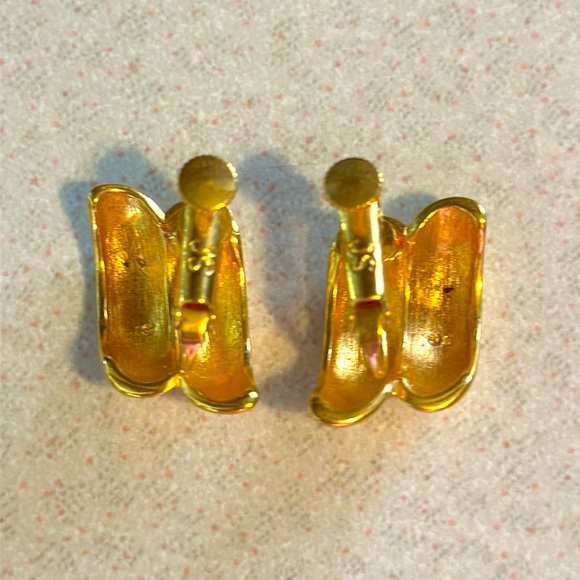 Vintage JS gold tone screw clip earrings (702) - Picture 3 of 5